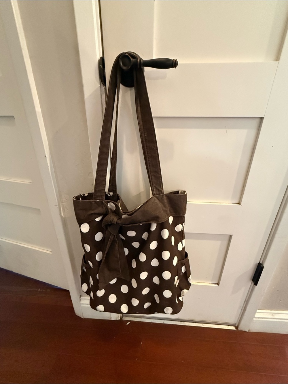 Source Unknown Brown and White Polka Dot Shoulder Tote
